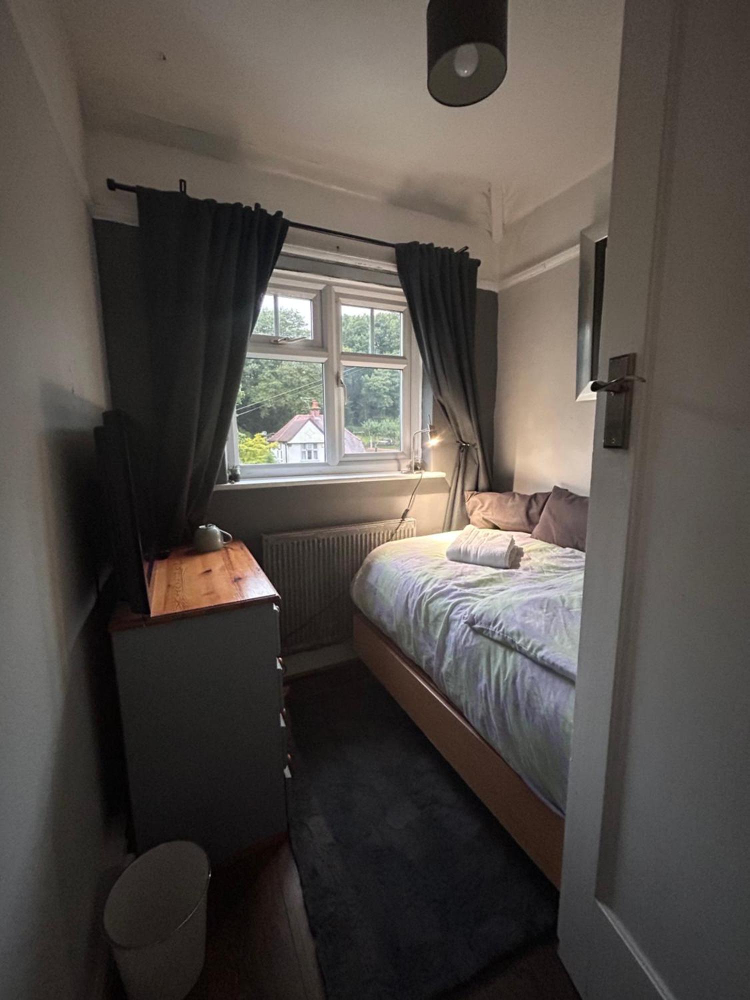 Redditch Rest Near Town Centre & Transport Links Lejlighed Eksteriør billede