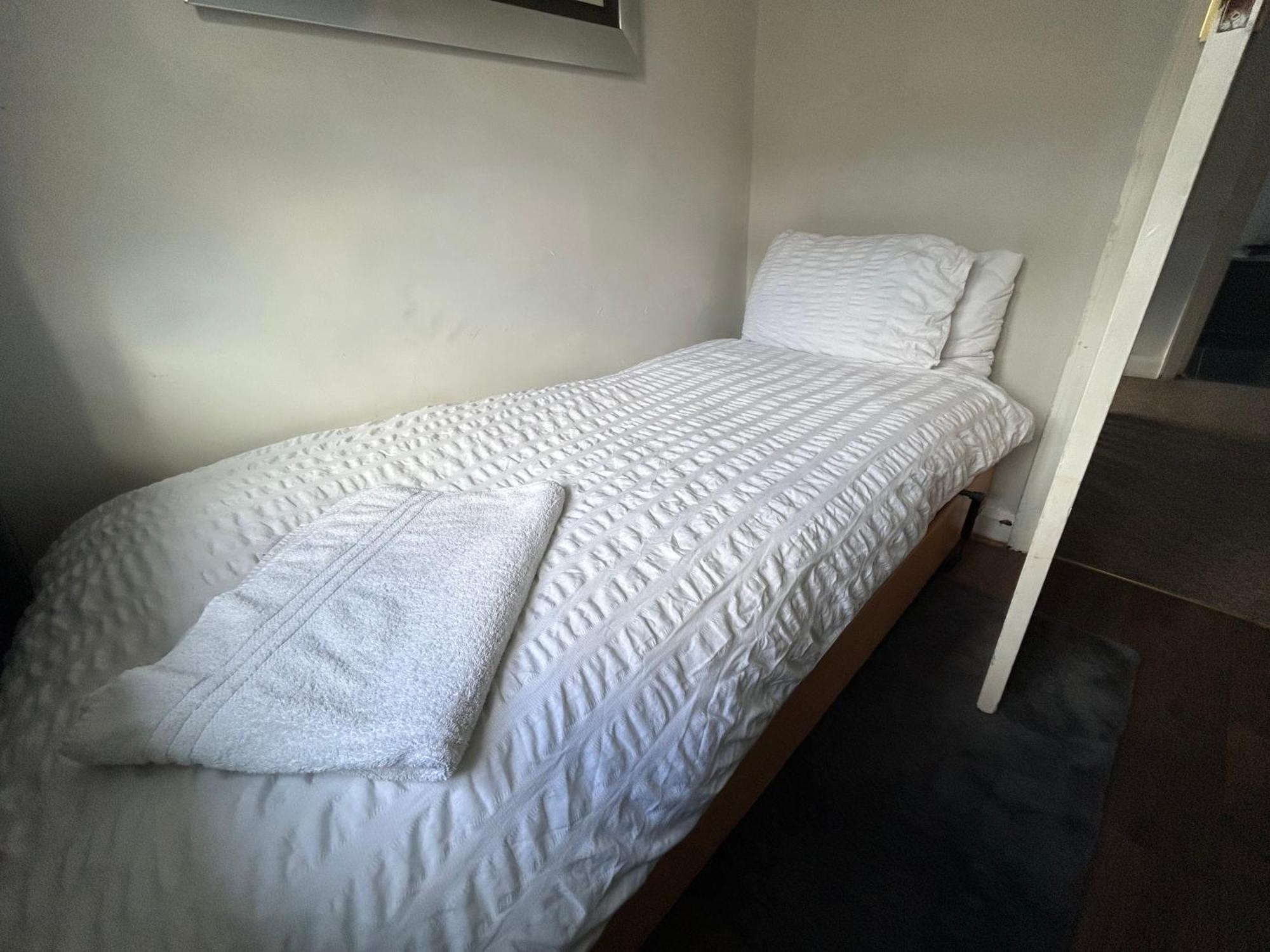 Redditch Rest Near Town Centre & Transport Links Lejlighed Eksteriør billede